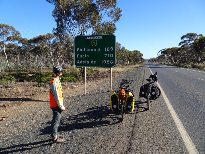 tmp_14060-adelaide-1986-47419404