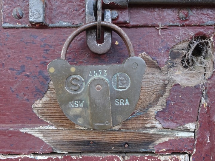 tmp_13674-old-lock358471965