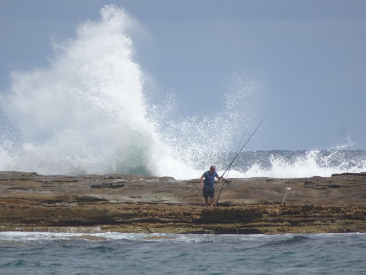tmp_10419-fisherman-and-wave-1503910596